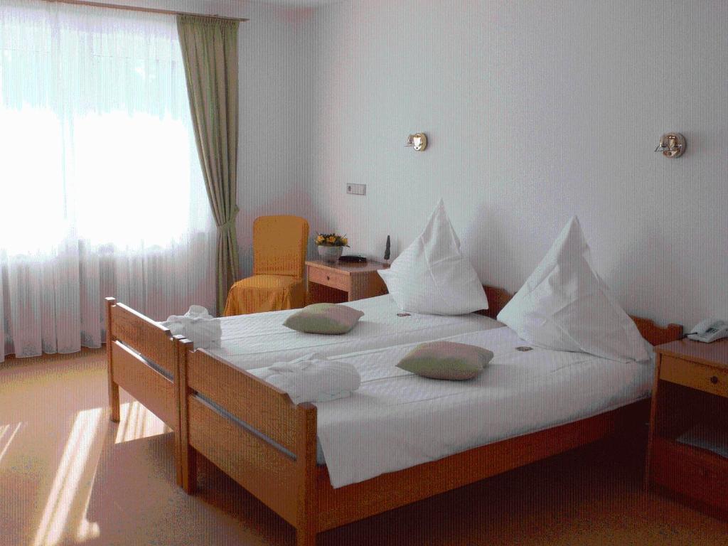 Hotel Garland วิลลิงเงน-ชเวนนิงเงน ห้อง รูปภาพ